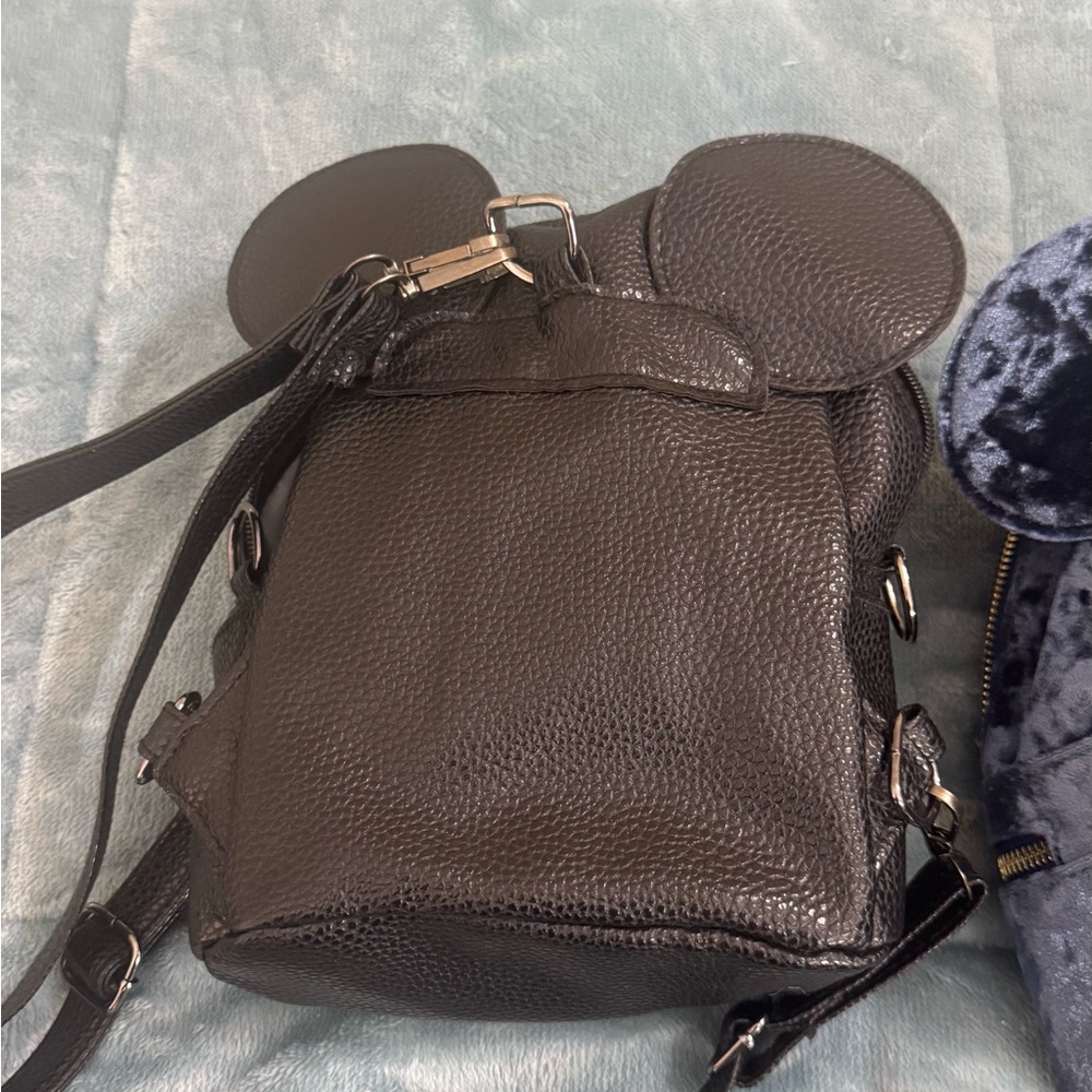 Kids' Black and Red Bow Backpack - Picture 5 of 7